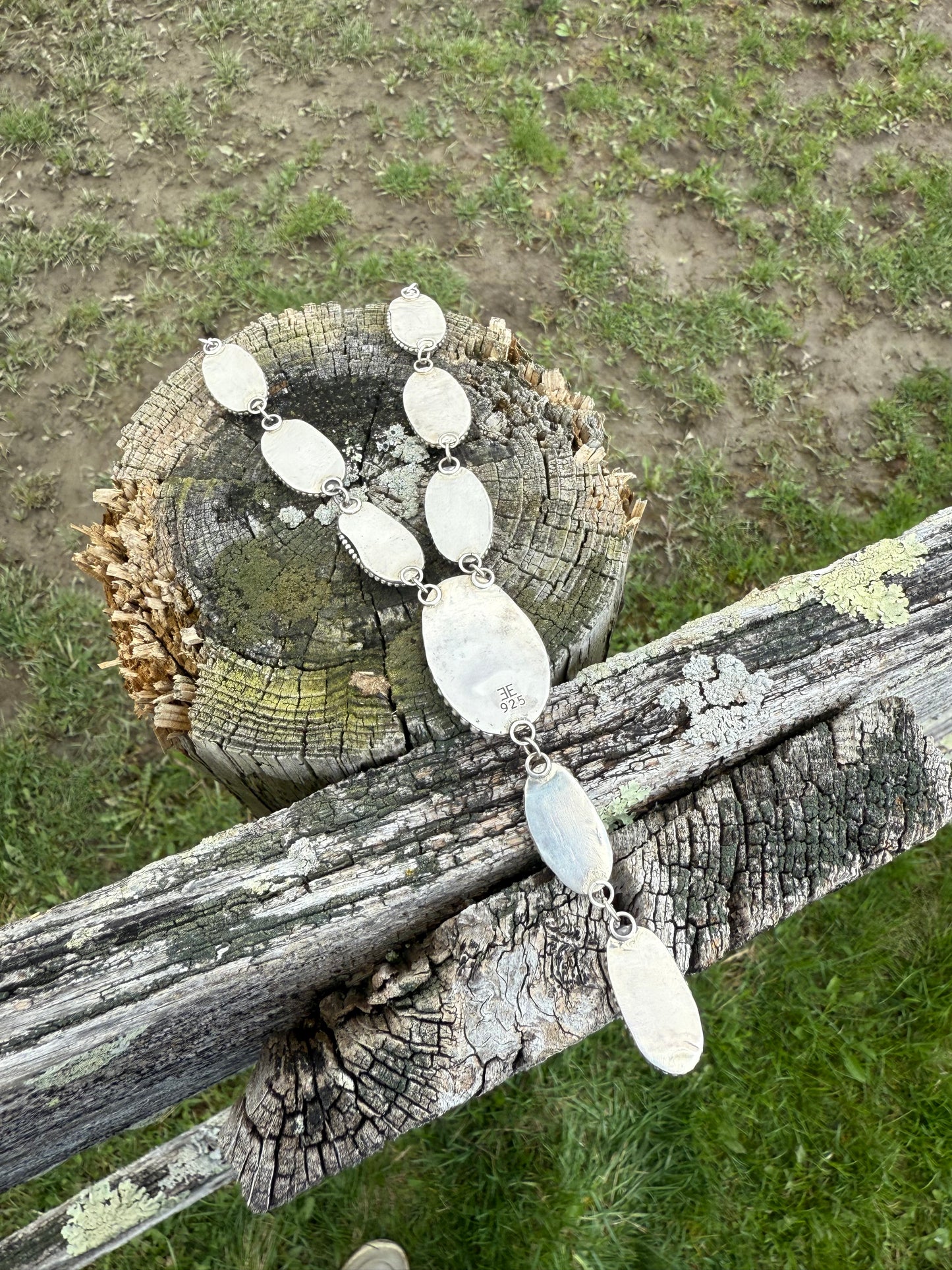 Wild Horse Lariat